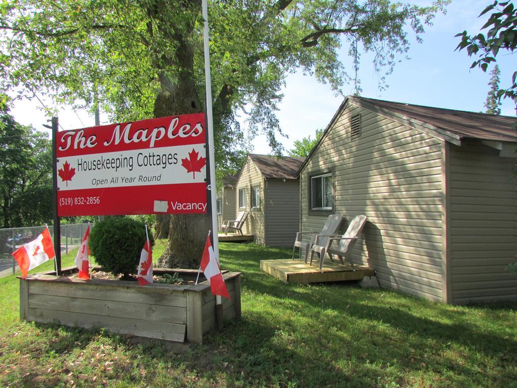 The Maples Cottages In 포트 엘긴 외부 사진